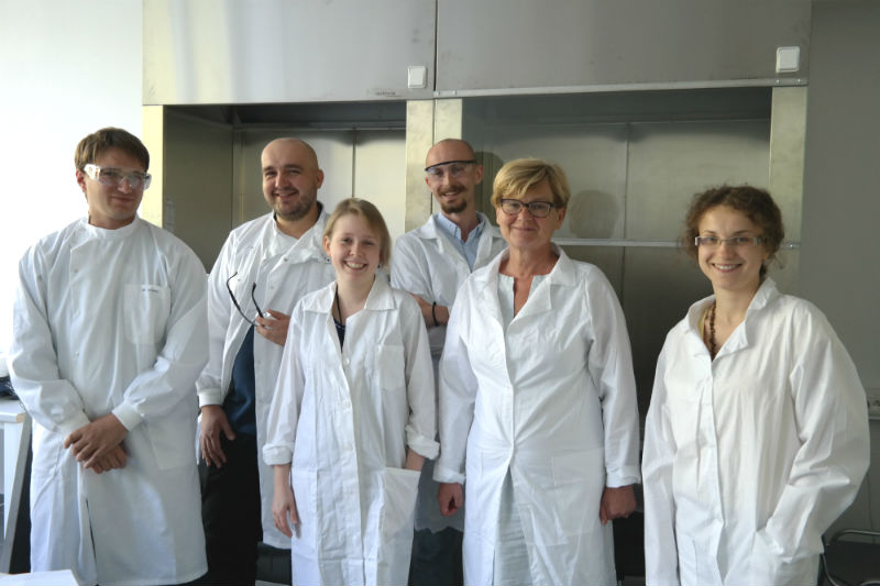 Scientists led by Prof. Małgorzata Jakubowska from the Faculty of Mechatronics