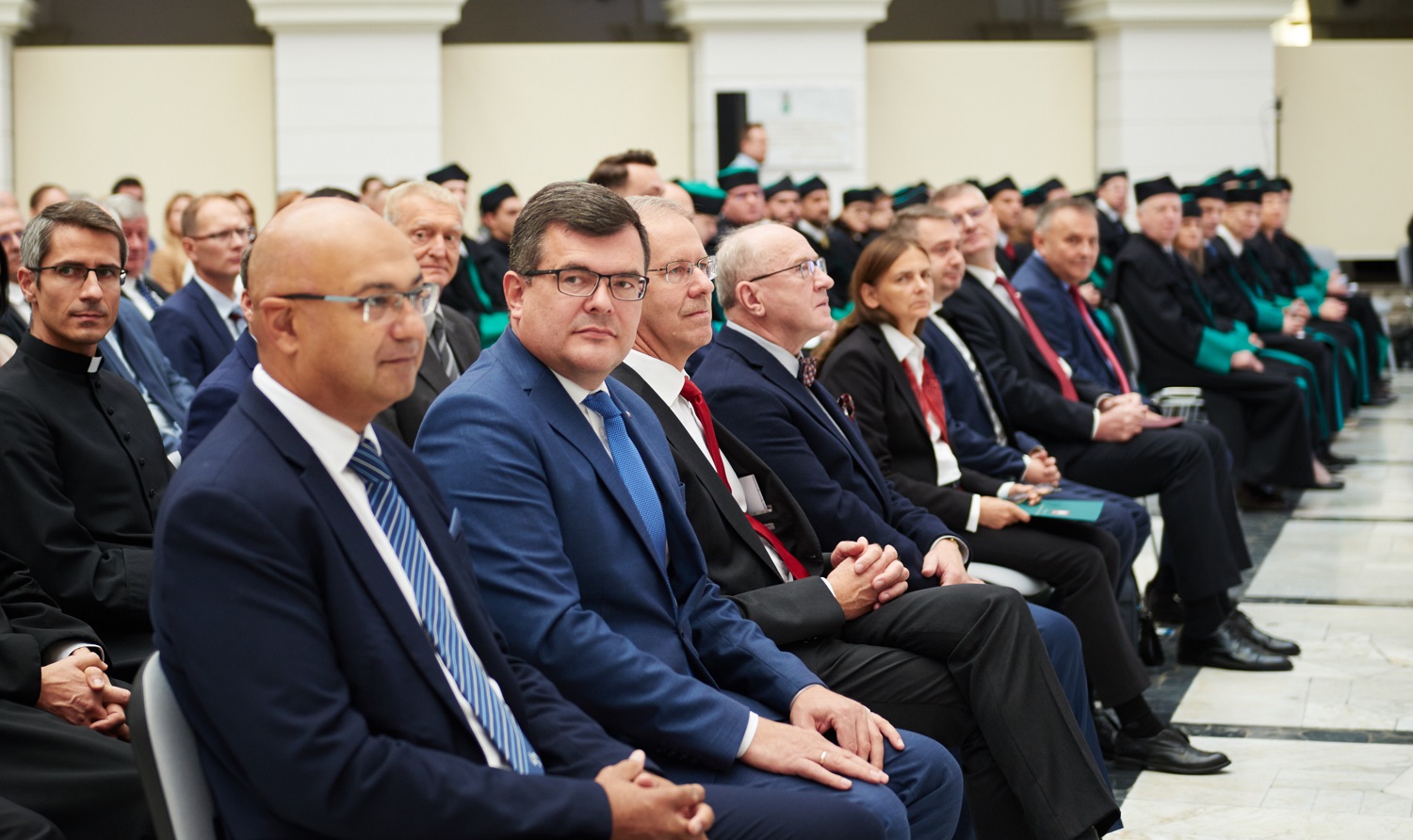 Photo of the guests of the inauguration 