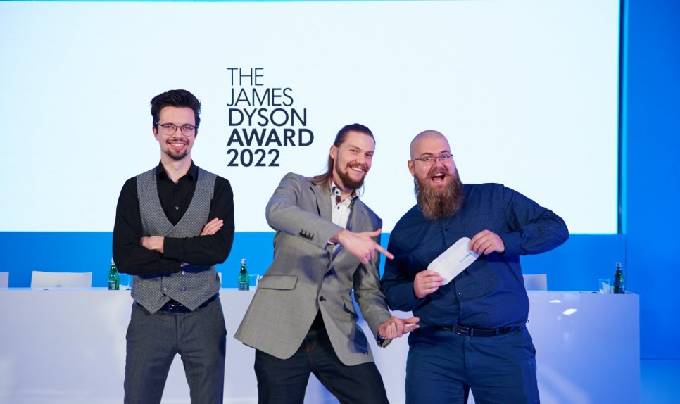 Photo of Piotr Walter, Dominik Baraniecki, Tomasz Raczyński - creators of the SmartHEAL