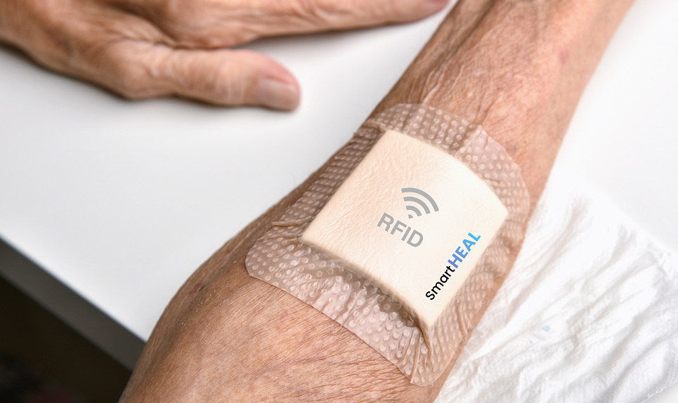 Photo of the SmartHEAL dressing on the patient's hand