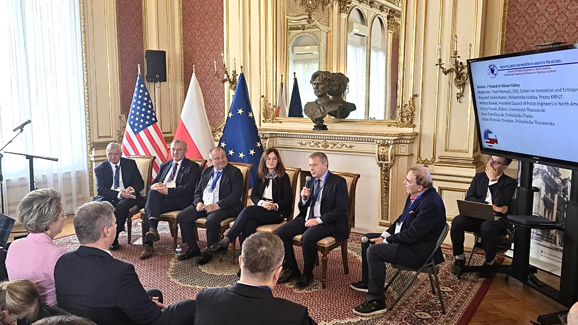 The panel included representatives from universities participating in the Poland in Silicon Valley project.